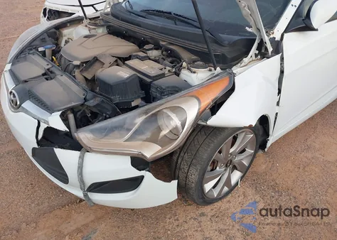 2016 Hyundai Veloster z USA, uszkodzony, nr VIN KMHTC6AD1GU288392